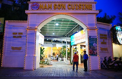 nhà hàng tổ chức sinh nhật quận hoàng maiư